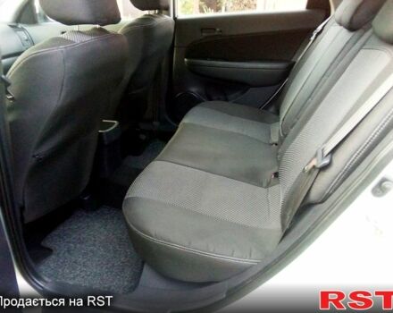 Серый Хендай i30, объемом двигателя 1.4 л и пробегом 155 тыс. км за 6100 $, фото 8 на Automoto.ua