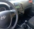 Серый Хендай i30, объемом двигателя 1.4 л и пробегом 220 тыс. км за 5400 $, фото 3 на Automoto.ua