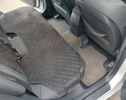 Серый Хендай i30, объемом двигателя 1.59 л и пробегом 250 тыс. км за 5400 $, фото 18 на Automoto.ua