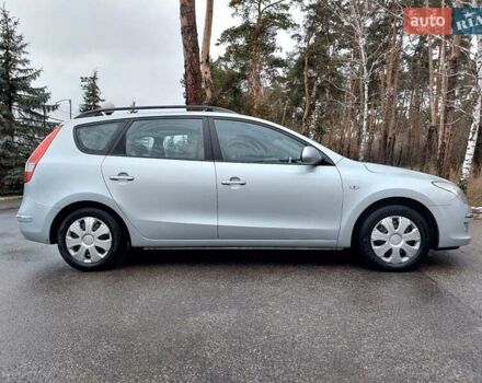 Серый Хендай i30, объемом двигателя 1.59 л и пробегом 250 тыс. км за 5400 $, фото 4 на Automoto.ua