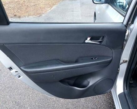 Серый Хендай i30, объемом двигателя 1.59 л и пробегом 250 тыс. км за 5400 $, фото 16 на Automoto.ua