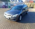 Серый Хендай i30, объемом двигателя 1.4 л и пробегом 220 тыс. км за 4400 $, фото 2 на Automoto.ua