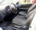 Сірий Хендай i30, об'ємом двигуна 1.4 л та пробігом 155 тис. км за 6100 $, фото 3 на Automoto.ua