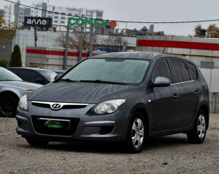 Сірий Хендай i30, об'ємом двигуна 1.4 л та пробігом 187 тис. км за 4999 $, фото 5 на Automoto.ua