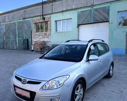 Серый Хендай i30, объемом двигателя 1.6 л и пробегом 190 тыс. км за 5950 $, фото 1 на Automoto.ua
