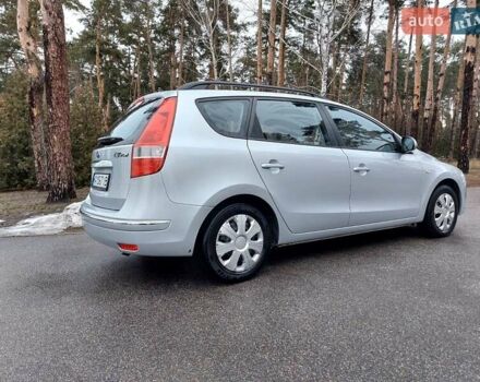 Серый Хендай i30, объемом двигателя 1.59 л и пробегом 250 тыс. км за 5400 $, фото 1 на Automoto.ua