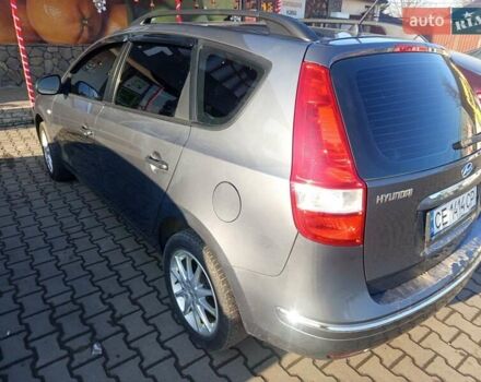 Серый Хендай i30, объемом двигателя 1.4 л и пробегом 220 тыс. км за 4400 $, фото 9 на Automoto.ua