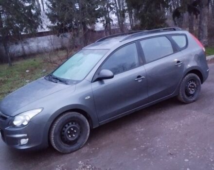 Сірий Хендай i30, об'ємом двигуна 1.6 л та пробігом 189 тис. км за 4500 $, фото 1 на Automoto.ua