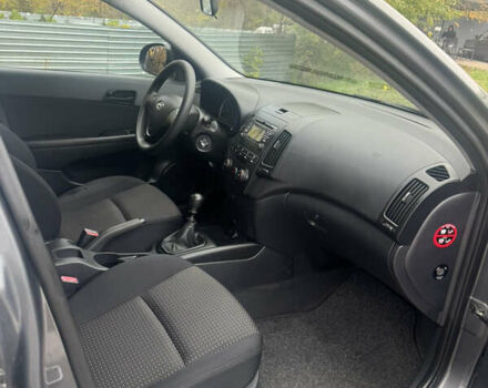 Хендай i30 2009 в Белой Церкве на Automoto.ua Серый Хендай i30, объемом двигателя 1.6 л и пробегом 212 тыс. км за 6800 $, фото 8 на Automoto.ua