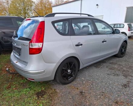 Серый Хендай i30, объемом двигателя 1.6 л и пробегом 220 тыс. км за 3736 $, фото 6 на Automoto.ua