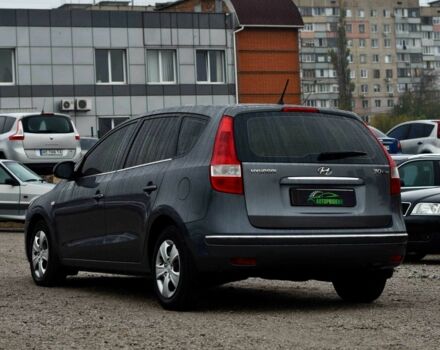 Сірий Хендай i30, об'ємом двигуна 1.4 л та пробігом 187 тис. км за 4999 $, фото 4 на Automoto.ua
