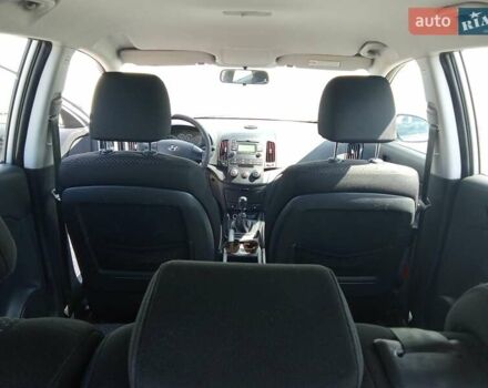 Серый Хендай i30, объемом двигателя 1.6 л и пробегом 211 тыс. км за 5800 $, фото 13 на Automoto.ua