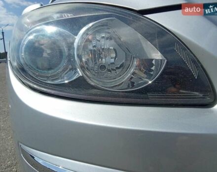 Серый Хендай i30, объемом двигателя 1.6 л и пробегом 211 тыс. км за 5800 $, фото 2 на Automoto.ua