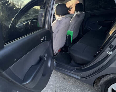 Серый Хендай i30, объемом двигателя 1.4 л и пробегом 221 тыс. км за 7200 $, фото 8 на Automoto.ua