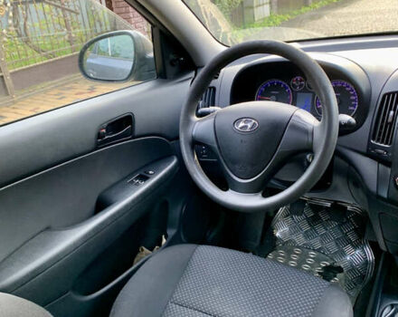 Сірий Хендай i30, об'ємом двигуна 1.6 л та пробігом 222 тис. км за 5100 $, фото 15 на Automoto.ua