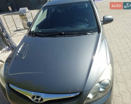 Серый Хендай i30, объемом двигателя 1.6 л и пробегом 251 тыс. км за 6500 $, фото 13 на Automoto.ua