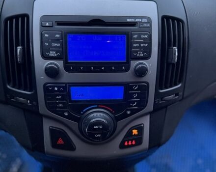 Сірий Хендай i30, об'ємом двигуна 1.6 л та пробігом 223 тис. км за 5350 $, фото 12 на Automoto.ua