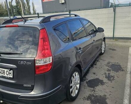 Серый Хендай i30, объемом двигателя 1.58 л и пробегом 255 тыс. км за 6700 $, фото 7 на Automoto.ua