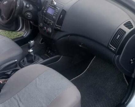 Хендай i30 2010 в Чернигове на Automoto.ua Серый Хендай i30, объемом двигателя 1.58 л и пробегом 309 тыс. км за 6300 $, фото 9 на Automoto.ua