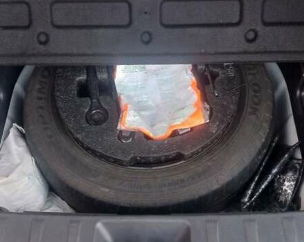 Хендай i30 2010 в Чернигове на Automoto.ua Серый Хендай i30, объемом двигателя 1.58 л и пробегом 309 тыс. км за 6300 $, фото 11 на Automoto.ua