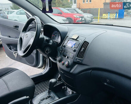 Серый Хендай i30, объемом двигателя 1.6 л и пробегом 265 тыс. км за 6999 $, фото 27 на Automoto.ua