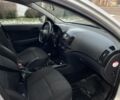 Серый Хендай i30, объемом двигателя 1.6 л и пробегом 270 тыс. км за 2750 $, фото 12 на Automoto.ua