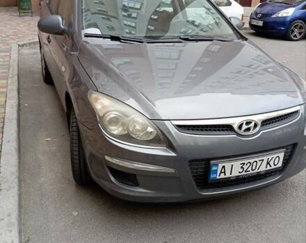 Сірий Хендай i30, об'ємом двигуна 1.4 л та пробігом 175 тис. км за 5500 $, фото 1 на Automoto.ua