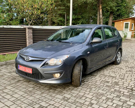 Сірий Хендай i30, об'ємом двигуна 1.6 л та пробігом 222 тис. км за 5100 $, фото 6 на Automoto.ua