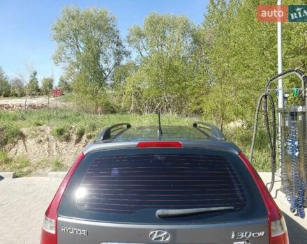 Серый Хендай i30, объемом двигателя 1.6 л и пробегом 251 тыс. км за 6500 $, фото 8 на Automoto.ua