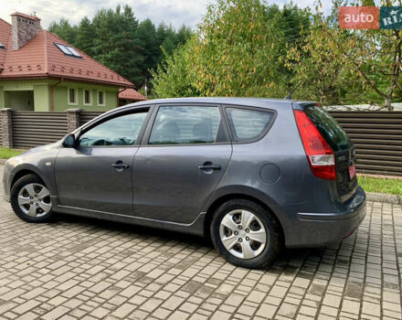 Сірий Хендай i30, об'ємом двигуна 1.6 л та пробігом 222 тис. км за 5100 $, фото 12 на Automoto.ua