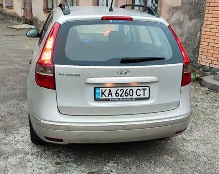 Сірий Хендай i30, об'ємом двигуна 1.58 л та пробігом 253 тис. км за 5500 $, фото 2 на Automoto.ua