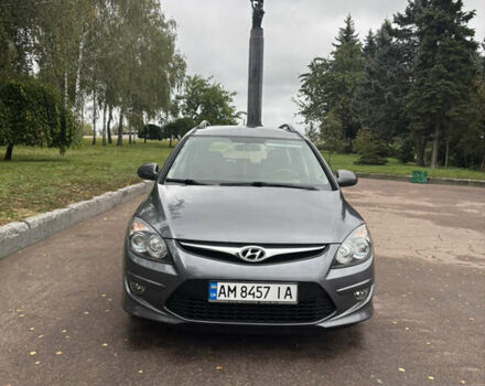 Серый Хендай i30, объемом двигателя 1.4 л и пробегом 189 тыс. км за 6750 $, фото 1 на Automoto.ua