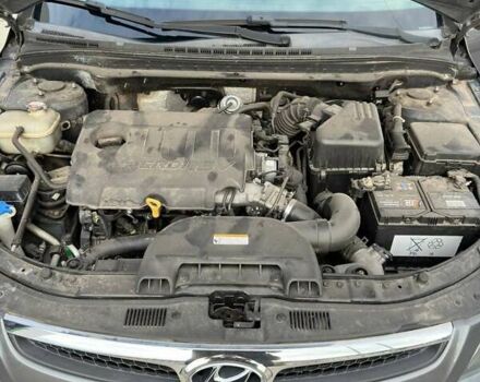 Сірий Хендай i30, об'ємом двигуна 1.58 л та пробігом 170 тис. км за 6500 $, фото 16 на Automoto.ua