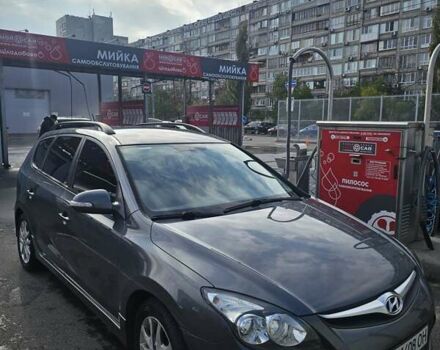 Серый Хендай i30, объемом двигателя 1.58 л и пробегом 255 тыс. км за 6700 $, фото 14 на Automoto.ua