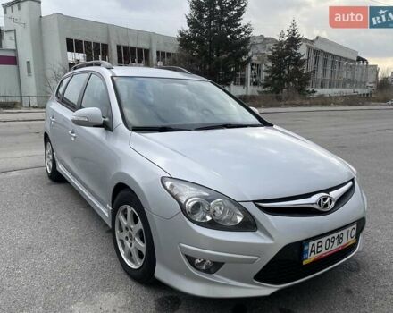 Сірий Хендай i30, об'ємом двигуна 1.6 л та пробігом 394 тис. км за 6200 $, фото 2 на Automoto.ua