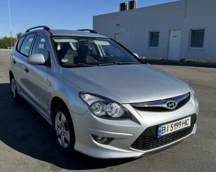 Серый Хендай i30, объемом двигателя 1.4 л и пробегом 240 тыс. км за 5300 $, фото 7 на Automoto.ua