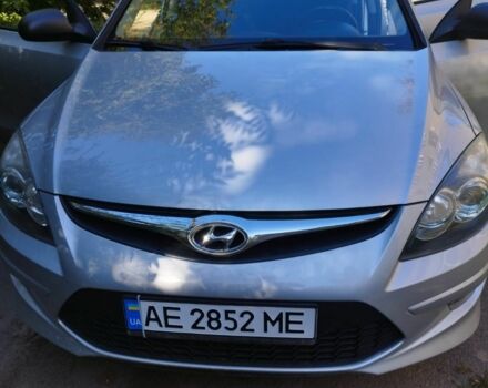 Серый Хендай i30, объемом двигателя 1.6 л и пробегом 114 тыс. км за 6700 $, фото 2 на Automoto.ua
