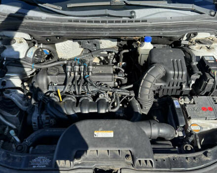 Серый Хендай i30, объемом двигателя 1.4 л и пробегом 242 тыс. км за 4999 $, фото 17 на Automoto.ua