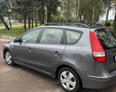 Серый Хендай i30, объемом двигателя 1.4 л и пробегом 189 тыс. км за 6750 $, фото 3 на Automoto.ua