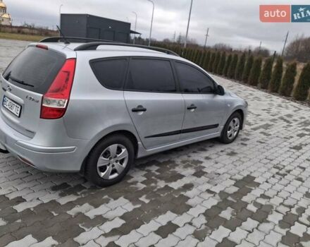 Серый Хендай i30, объемом двигателя 1.58 л и пробегом 264 тыс. км за 5700 $, фото 9 на Automoto.ua