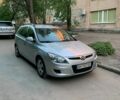Сірий Хендай i30, об'ємом двигуна 1.4 л та пробігом 250 тис. км за 5850 $, фото 1 на Automoto.ua