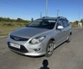 Серый Хендай i30, объемом двигателя 1.4 л и пробегом 240 тыс. км за 5300 $, фото 1 на Automoto.ua