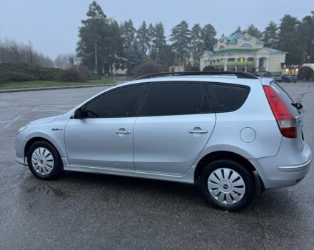 Сірий Хендай i30, об'ємом двигуна 1.6 л та пробігом 223 тис. км за 5350 $, фото 8 на Automoto.ua