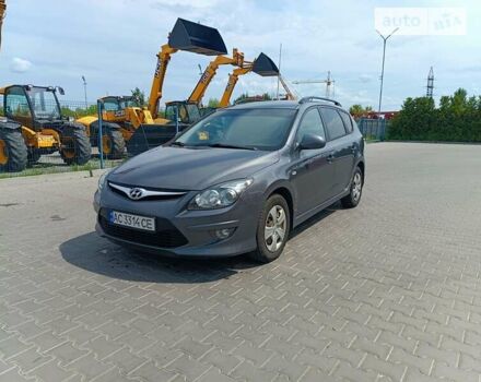 Сірий Хендай i30, об'ємом двигуна 1.6 л та пробігом 261 тис. км за 6200 $, фото 4 на Automoto.ua