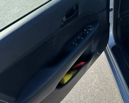 Серый Хендай i30, объемом двигателя 1.4 л и пробегом 242 тыс. км за 4999 $, фото 10 на Automoto.ua