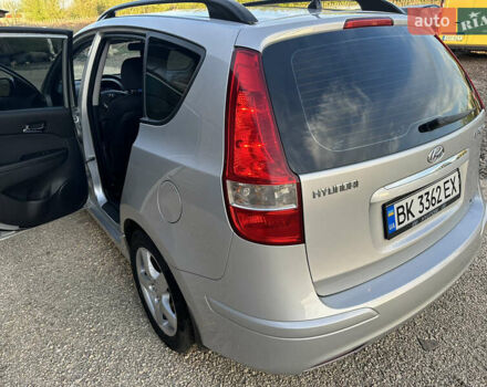Серый Хендай i30, объемом двигателя 1.58 л и пробегом 225 тыс. км за 6400 $, фото 18 на Automoto.ua