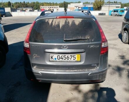 Серый Хендай i30, объемом двигателя 0 л и пробегом 275 тыс. км за 5300 $, фото 4 на Automoto.ua