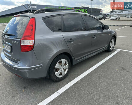 Сірий Хендай i30, об'ємом двигуна 1.59 л та пробігом 157 тис. км за 6000 $, фото 5 на Automoto.ua