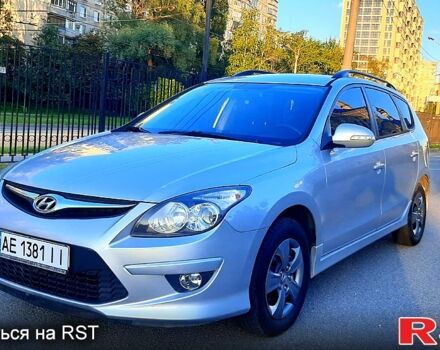 Сірий Хендай i30, об'ємом двигуна 1.4 л та пробігом 227 тис. км за 6300 $, фото 1 на Automoto.ua