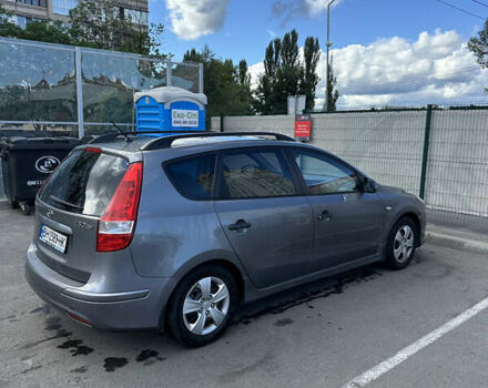 Сірий Хендай i30, об'ємом двигуна 1.59 л та пробігом 146 тис. км за 7000 $, фото 1 на Automoto.ua